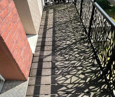 Location Appartement 2 pièces 47m² ROUBAIX 59100 - Photo 1