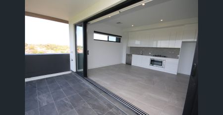 MODERN 2 BR OPEN PLAN APARTMENT WITH AMAZING VIEWS AND HUGE BALCONY - Photo 4