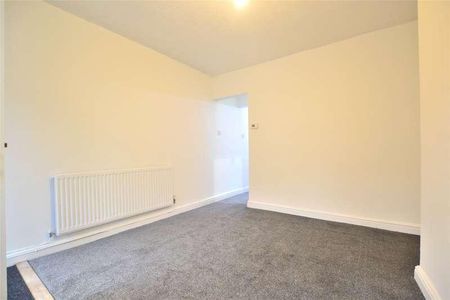 Upton Street, Gloucester, Gloucestershire, GL1 - Photo 3