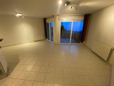 Location Appartement 3 pièces 68m² EVIAN LES BAINS 74500 - Photo 4