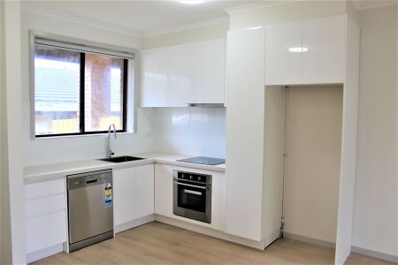 SPACIOUS 1 BEDROOM UNIT!!! - Photo 5