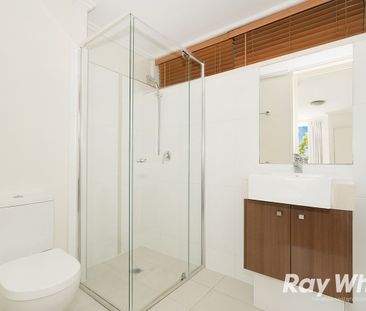 Stylish One Bedroom Unit in Kelvin Grove - Photo 2
