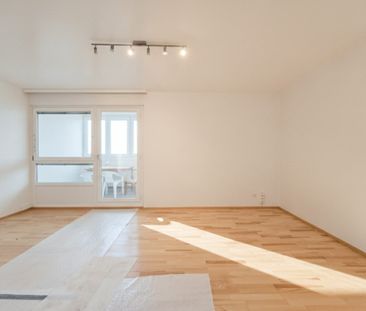 Wohnen über den Dächern der Stadt: 3-Zimmer-Wohnung mit Loggia im 1... - Foto 6