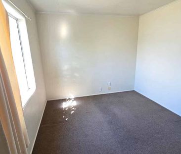 Ready to Move In on Kelly Road. - Photo 3