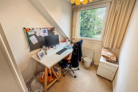 4 bedroom House To Let - Photo 2