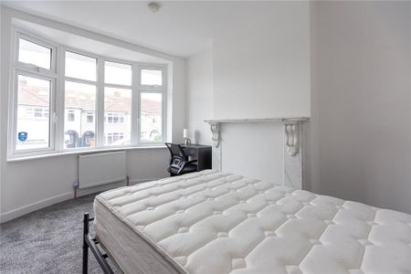 6 bedroom bungalow to rent - Photo 4