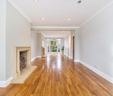 3 bedroom end of terrace house to rent - Photo 5