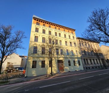 ERSTBEZUG nach Sanierung Charmante 2- Zimmerwohnung inkl. Balkon+Wa... - Photo 2