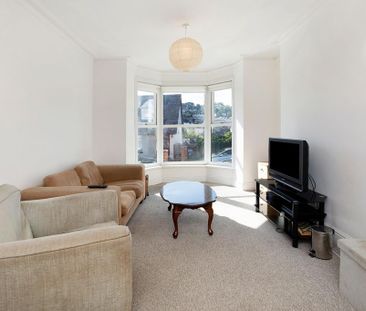4 bedroom terraced house to rent - Photo 2