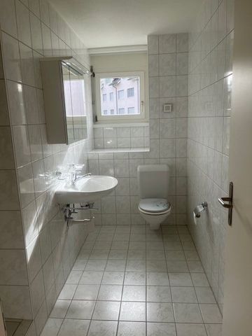 Grosszügige 3½-Zimmer-Wohnung in Winkel Rüti - Foto 5