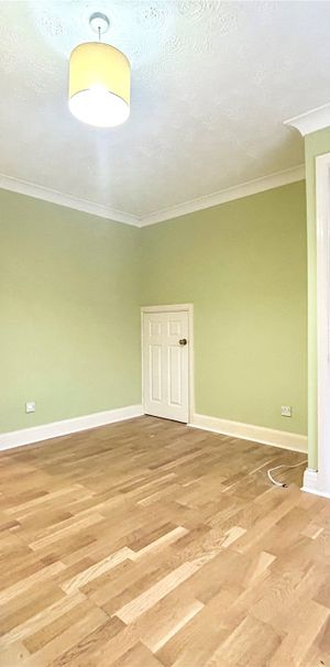 The Brackens, Berkshire The Brackens, Berkshire - Photo 1