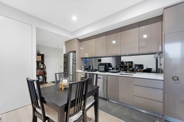 H15130/19 Amalfi Drive, Wentworth Point. - Photo 1