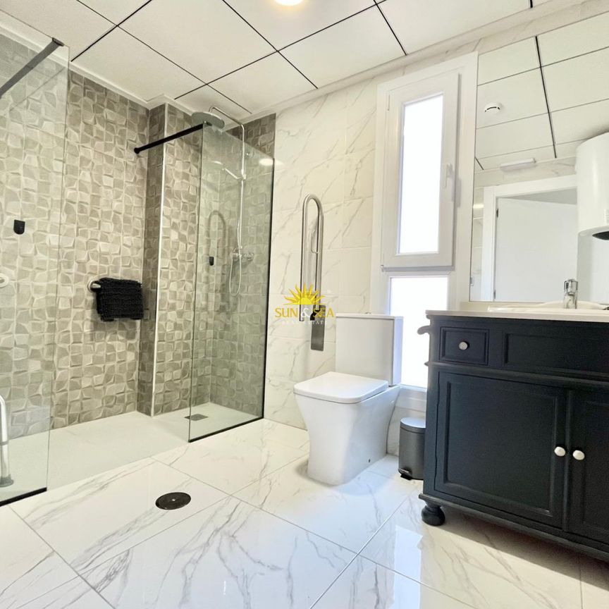 1 BEDROOM HOLIDAY APARTMENT - TORREVIEJA - Photo 1