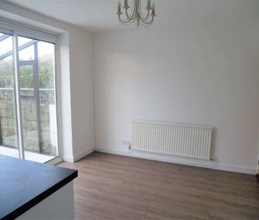 3 bedroom house to rent - Photo 2