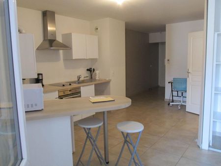 Location Appartement 1 pièce 36m² MONTELIMAR 26200 - Photo 4