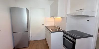 NEU SANIERT | 69 m² | 3 Zimmer | 2 Schlafzimmer | Gemeinschaftsgarten | Nähe U3 - Photo 2