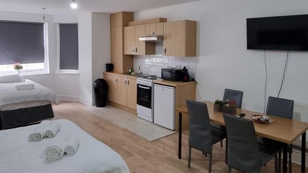 1 bedroom flat to rent - Photo 1