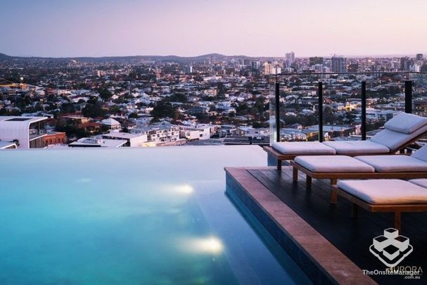 Well-designed River Facing Apartment For Rent - Photo 1