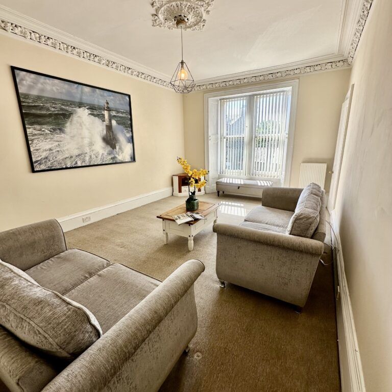 1/2 Hawkhill 297, DD2 1DN, Dundee - Photo 1
