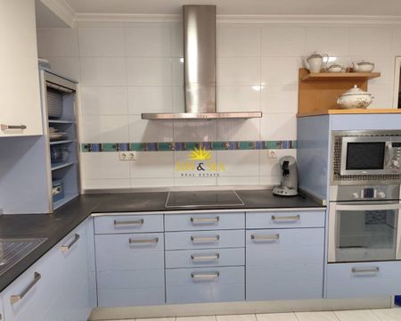 THREE-BEDROOM APARTMENT – ORIHUELA - Photo 4