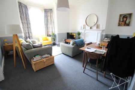 2 Bed Student Accommodation - Photo 3