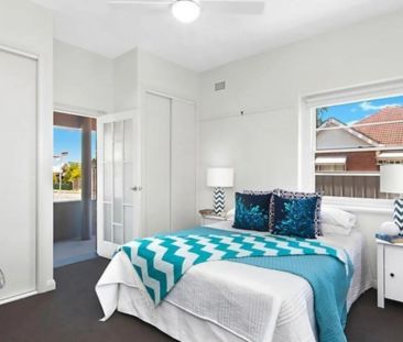 Stylish two bedroom apartment - Photo 3