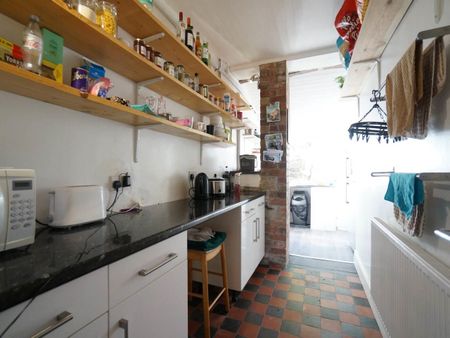 97 Gladstone Terrace - Photo 4