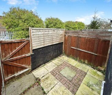 2 bedroom terraced house to rent - Photo 3