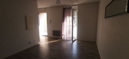 Location Appartement 2 pièces 48m² MARMANDE 47200 - Photo 2