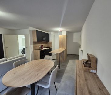 Location Appartement 1 pièces 37 m2 à Garéoult - Photo 3
