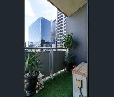 UNFURNISHED: Two Bedrooms in Fantastic Location - Photo 6