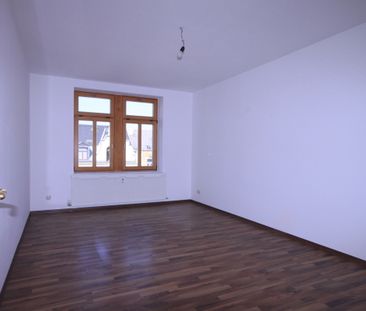 Tolle Dachgeschosswohnung mit großem Balkon - Foto 2