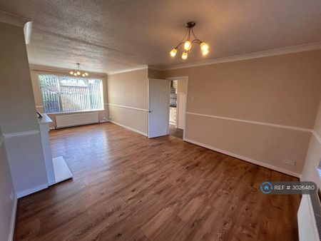 3 bedroom terraced house to rent - Photo 2
