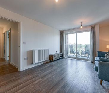 2 bedroom flat to rent - Photo 3