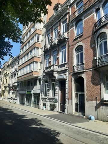 Appartement te huur - Foto 2