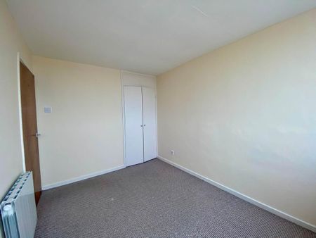2 bedroom maisonette to rent - Photo 4