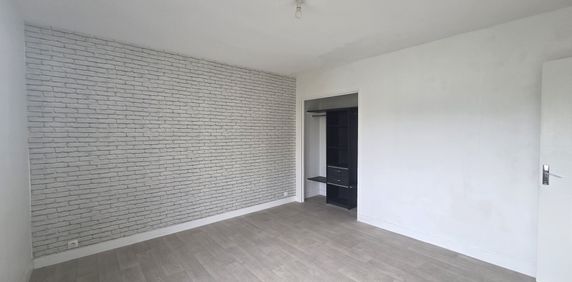 Location Appartement 1 pièce 26m² TROYES 10000 - Photo 2