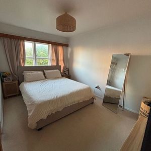 Northcote Gem - Central and Spacious - Photo 2