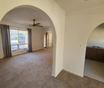 Charming Updated Two Bedroom Unit- Must See !!! - Photo 3