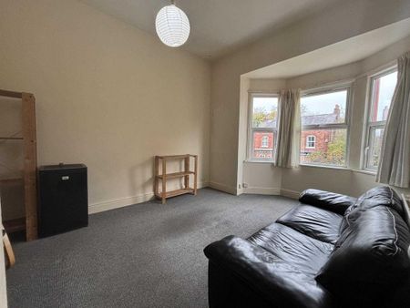 2 bedroom semi-detached house to rent - Photo 5