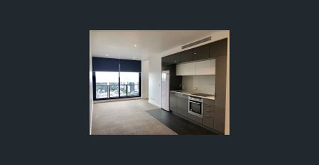 Spacious & Stylish 2-Bed on Swanston | Prime City Living ！ - Photo 2