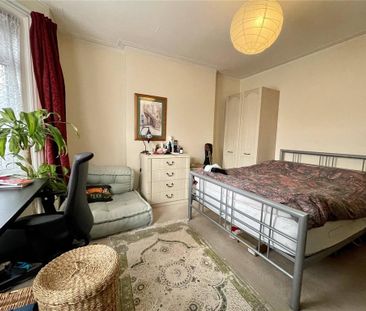 4 bedroom detached house to rent - Photo 5