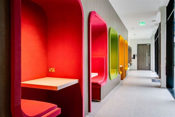 Three bedroom apartment @ Opus, 6 Hanover Quay, Grand Canal Dk, Dublin 2 - Photo 1