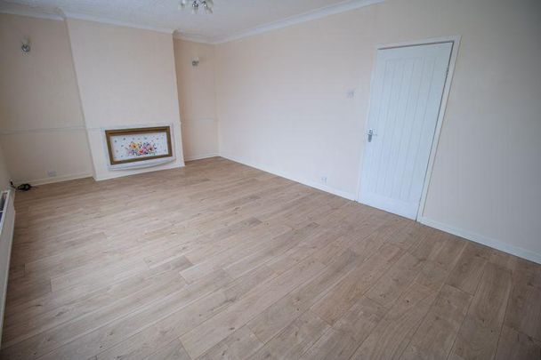 2 bedroom detached bungalow to rent - Photo 1
