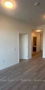 BRAND NEW 2 BEDS 1 BATH LUXURIOUS GALLERIA ON THE PARK INTERNET INCLD - Photo 4