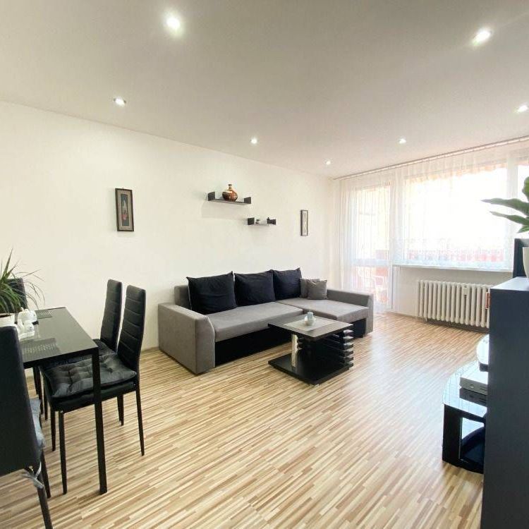 Pronájem, Byt, 2+1, 62 m2, Chomutov, 17. listopadu ul. - Photo 1