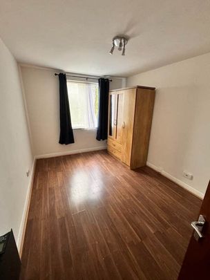 3 Bed Flat, Tenbury Close, E7 - Photo 1