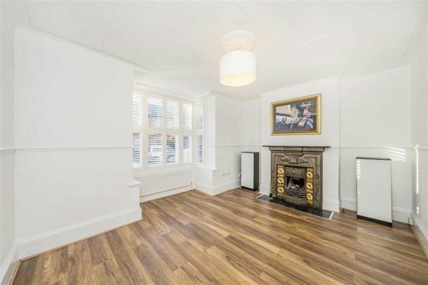 Fulwell Road, Teddington, TW11 - Photo 1