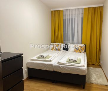 Warszawa, Śródmieście, Wola, Łucka - Zdjęcie 1