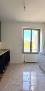 Location Appartement 3 pièces 93m² - Photo 3